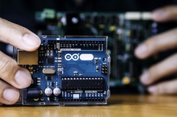 دوره آنلاین آردوینو (Arduino)